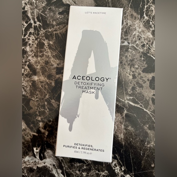 Aceology Detoxifying Treatment Mask